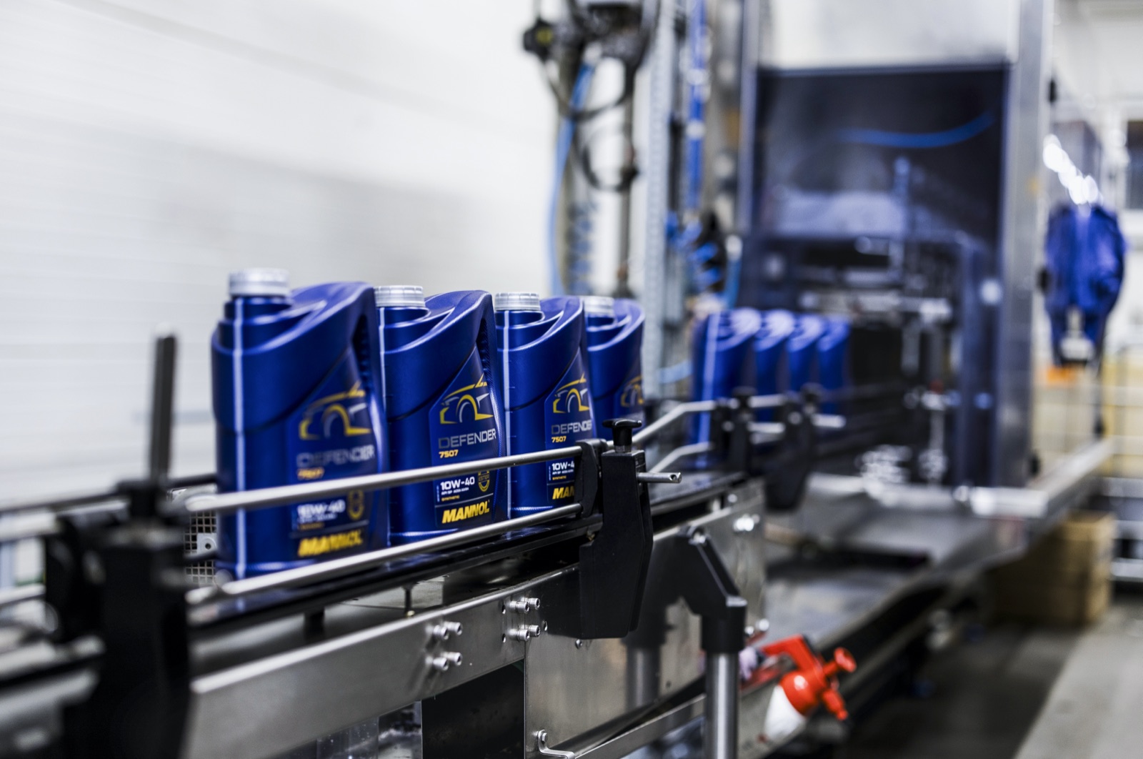 MANNOL products moving down the filling and packaging line